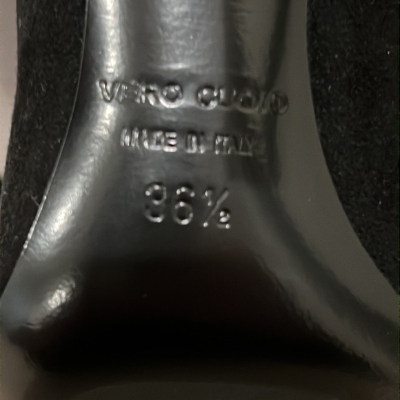 Deimille Camoscio Nero Suede Heels - Picture 9 of 16